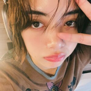 Elaiza Ikeda Instagram - じどりです🐓