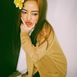 Elaiza Ikeda Instagram - 眉毛細くなる前だけど 暗めのファンデーション、嬉しかった🫠💗 #平成バーガー大復活