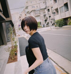 Elaiza Ikeda Instagram - 風つよ