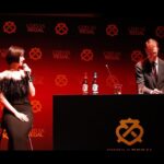 Elaiza Ikeda Instagram - 歴史あるスコッチウイスキー、 シーバスリーガルのブランドアンバサダーを務めることになりました! 愛と信念を持って多くの人に愛され、支持され続けたシーバスリーガルのファミリー になれることがとても幸せです。 ブランドが掲げる『I Rise We Rise』とい うテーマ。 日本では『ハートを、そそごう。』という 解釈で制作された TVCM が本日よりシーバ スリーガル公式ウェブサイトにて先行配信 となります。 メイキングでは私たちチームがハートを注ぐ瞬間が盛りだくさんなので是非🤍 @chivasregaljp #シーバスリーガル #ハートをそそごう #IRiseWeRise #ChivasRegalxElaiza