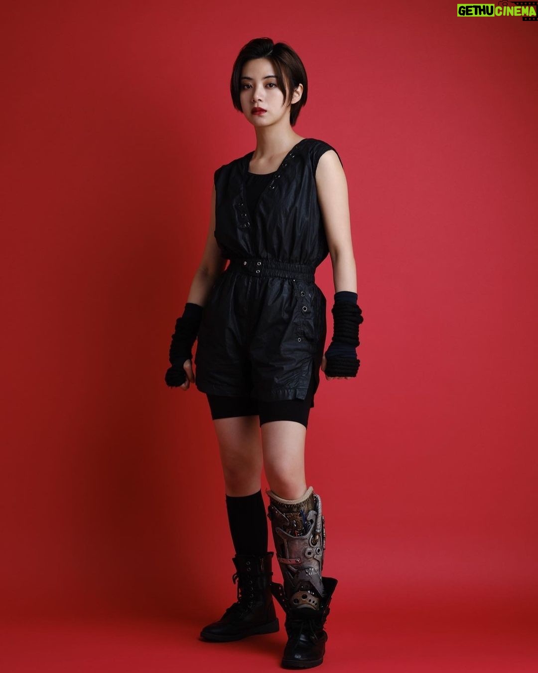 Elaiza Ikeda - 90.9K Likes - タツノコプロ創立60周年記念 WOWOWオリジナルドラマ 『DORONJO/ドロンジョ』
今年秋放送・配信予定
主人公で後のドロンジョである泥川七音を演じました。
この作品を撮り終えた時、私はもう空っぽでした。心も魂も、全部。もう動けない。このままここで眠りたい。そう思うほどハードでとてもおもしろかったのです。
その理由は今後の情報をお待ちください😈
公式インスタグラムで最新情報ややチェックできます🐣