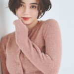 Elaiza Ikeda Instagram - 発売中の美人百花11月号是非見てね🌿