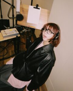 Elaiza Ikeda Instagram - 今日も🎙️♡