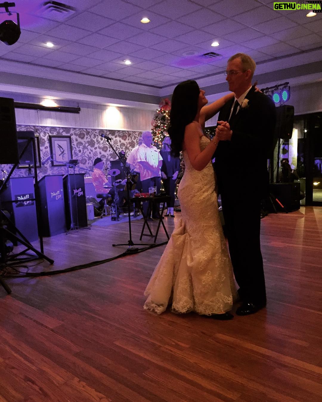 Elizabeth Lail Instagram - Father daughter dance Dec 3rd 2016 #worldsbestbakers