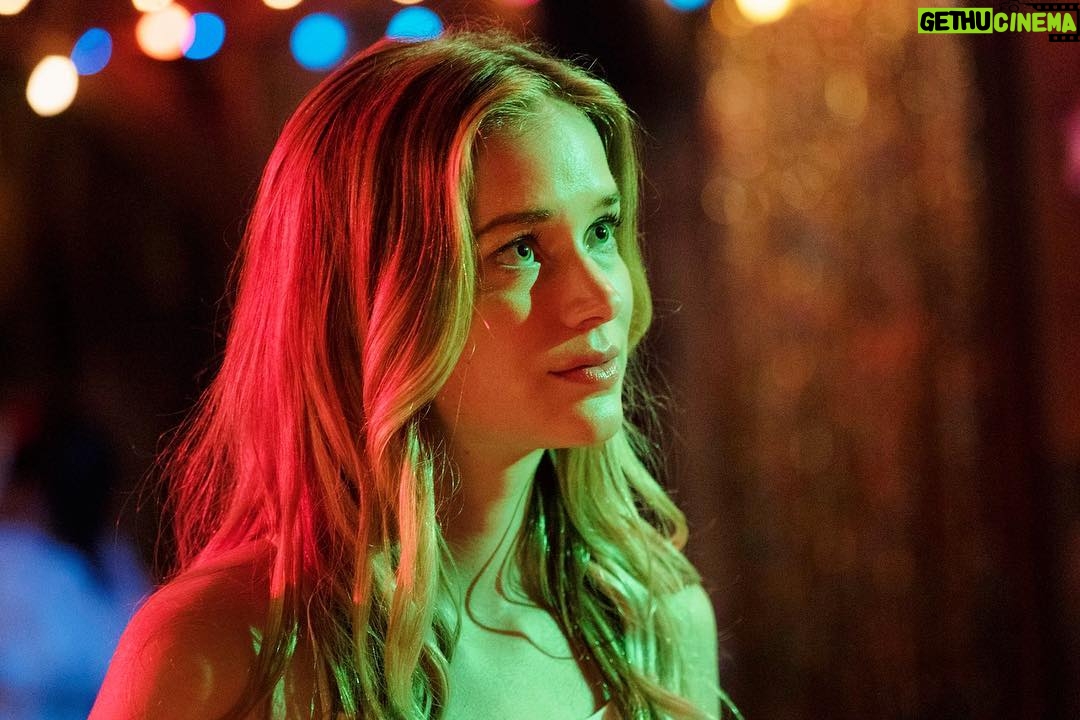 Elizabeth Lail Instagram - The past will not stay buried. Don’t miss an ALL NEW episode of @DeadofSummerTV TONIGHT at 9pm|8c on @Freeform! #DeadofSummer