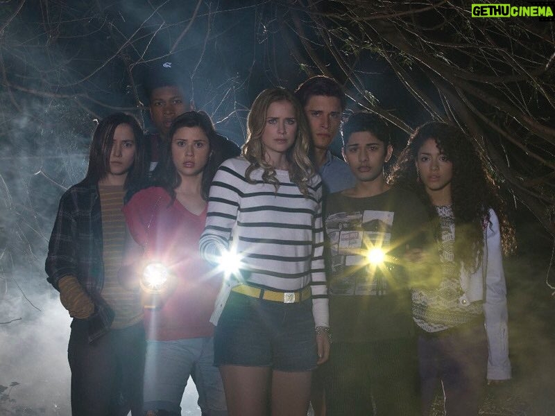 Elizabeth Lail Instagram - It's happening #deadofsummer