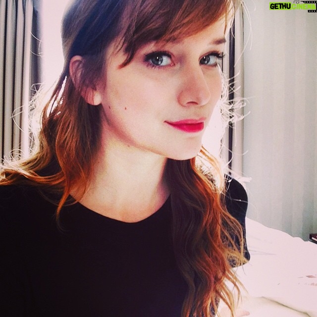 Elizabeth Lail Instagram - Win a date with yours truly while supporting @spaceonryderfarm can't wait to have tea with you! http://www.charitybuzz.com/SPACEonRyderFarm
