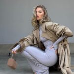 Elsa Hosk Instagram - Like butter @helsastudio jersey backless gown 🧈