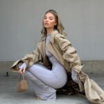 Elsa Hosk Instagram - Like butter @helsastudio jersey backless gown 🧈