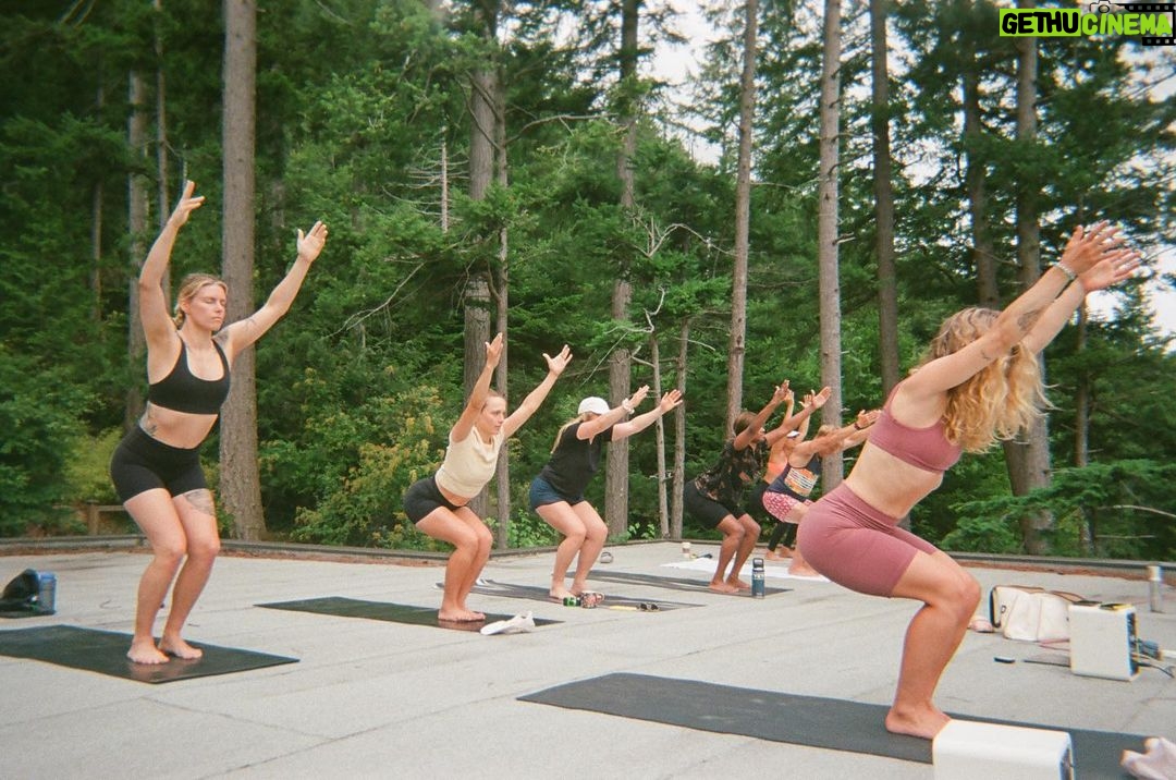 Emily Bett Rickards Instagram - Disposables hold immortal gold. Birthday Yoga Party 2022 with @allymaz , @op_e___n and all my favourites dedicated to the queer youth of today, tomorrow, and yesterday. @itgetsbetter π Fuji Disposable 35mm