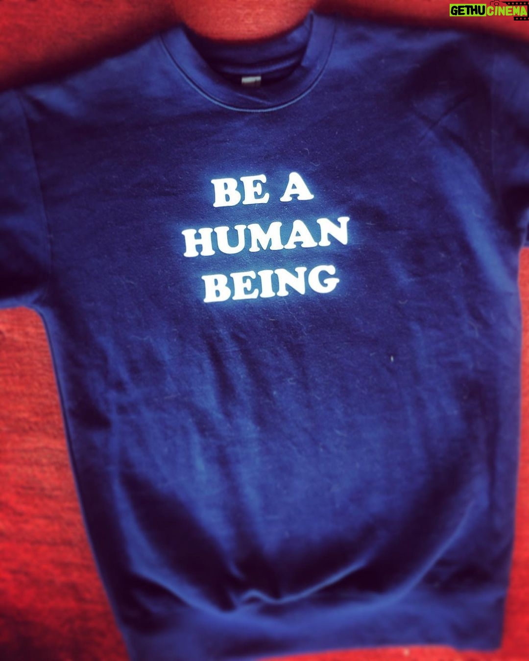 Emily Bett Rickards Instagram - • BE A HUMAN BEING • I don’t know where to start but this feels like the only place... This morning I searched in my closet for this sweater, unaware as to why I felt I needed this mantra today. But it is without a doubt because of the injustice, racism and discrimination that continues to go on ignored and repeated in our world. Racism and hatred have NO PLACE here. So WHY does it continue to infect the HUMAN RACE? Why does it continue to take INNOCENT LIVES of our fellow people? Why has it not been abolished completely? If we want a different world than the one we keep seeing, we have to change what we’ve been doing. We’re talking about murder. Death. Blood. Racism. Hatred. These are real monsters of our world and they need to be stopped. Talk to your friends, your family, your fellow people. Listen and learn. Bare the uncomfortable conversations the ones that make you scream out in pain and outrage. Because those conversations, those screams can save lives and make a change. This mantra is for yesterday. Today. Tomorrow. It’s for every single fucking day. The only race that exists is the HUMAN RACE it’s time we start acting like it. Planet Earth