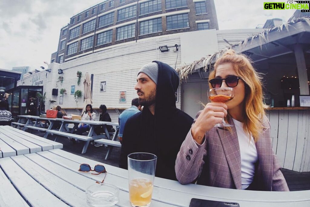 Emily Bett Rickards Instagram - We can do candids #coupleokidsfromsurrey Brick Lane