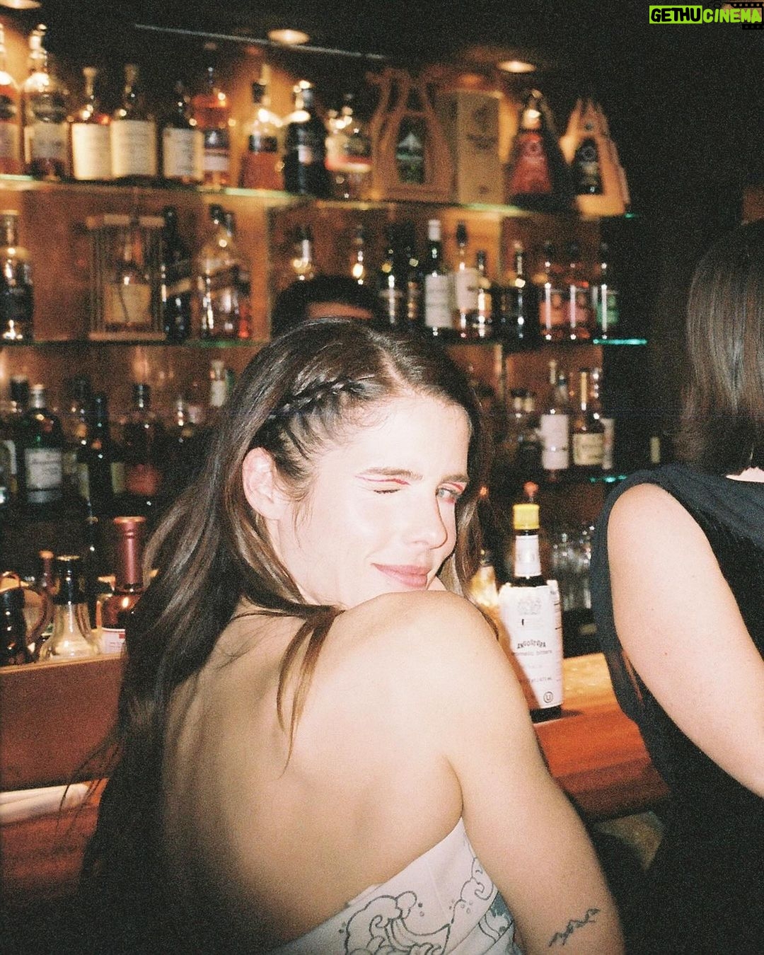 Emily Bett Rickards Instagram - This year the Met should theme their Gala : @kamenedwards and @taylordbinks wedding
