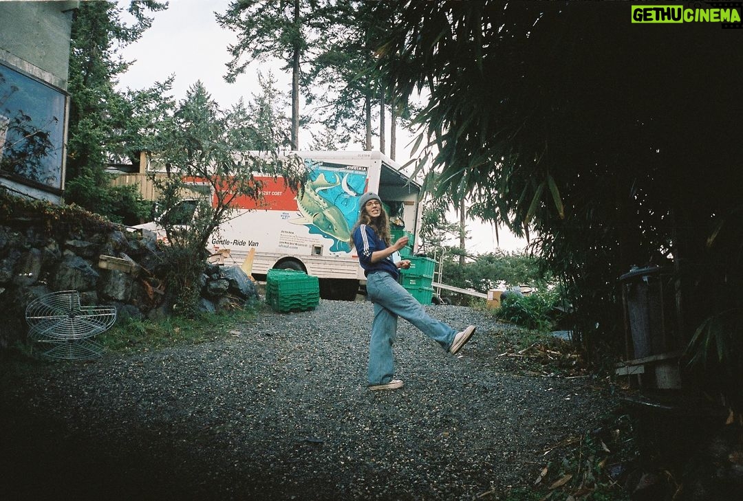 Emily Bett Rickards Instagram - ⚠️ fair warning this is an undercover icky sticky love post ⛔️ I used to go “ewww” when my parents smooched in front of me. I don’t know if parental kissing is still against toddler-law but in the 90’s displaying something so inconceivably gross and unsanitary was in direct conflict with my youthful beliefs. Contrary to my hard stance on the matter my opinions have since changed and now as an adult child of divorce I wish I could have bottled those cute moments more effectively. Photos are a form of that bottling. If I study the history of my photo taking it’s clear that the click of my film camera rapidly increases when I am surrounded by those I love. I starve to capture the fleeting moments. An insatiable thirst to saver - to remember with flavour - to preserve - to take a piece with me so I can show my future loved ones who I will, in turn, take more pictures of until I… While this momentum of capturing perpetuates without pause, my internal mycelium network is vibrating out a confirmation that where I am is where I am and where I am is where I’m meant to be. It’s a feeling reserved only for presence and at the forefront of this whirlpool are those I love. I’ll admit sometimes the camera can’t, won’t and doesn’t want to capture what the heart feels and yes I agree this has its own immeasurable value. In times like these I take the prescription of an inhale bigger than the previous as it’s another technique of divine preservation. ¡Here comes the sticky icky love part! Since Riley and I have been together we have taken 1000’s of photos on 100’s of rolls of film (a conservative number I’m afraid to accurately calculate when looking at my year end expenses). The memories we have preserved are infinite but cannot come close to the number we have made. Between the rubble and destruction there is such fortune in being human. We have the gift of language, opportunity, and when memory doesn’t suffice we have photos. Go smooch your love and when you don’t want to or can’t because there is no substitute for presence take one breathe in just a little deeper. x