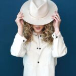 Emily Bett Rickards Instagram - @ellebportraits with the magic lens 📸
