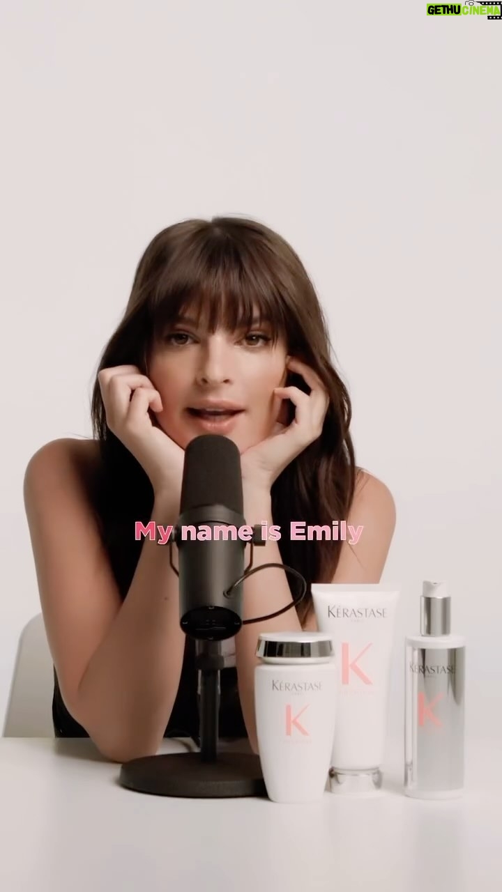 Emily Ratajkowski Instagram - Listen to the sounds of the new @kerastase_official Première. Once you smell it and feel it, you will love it. Restoring your hair to its premier state. Available now #Kerastase #KerastasePremiere