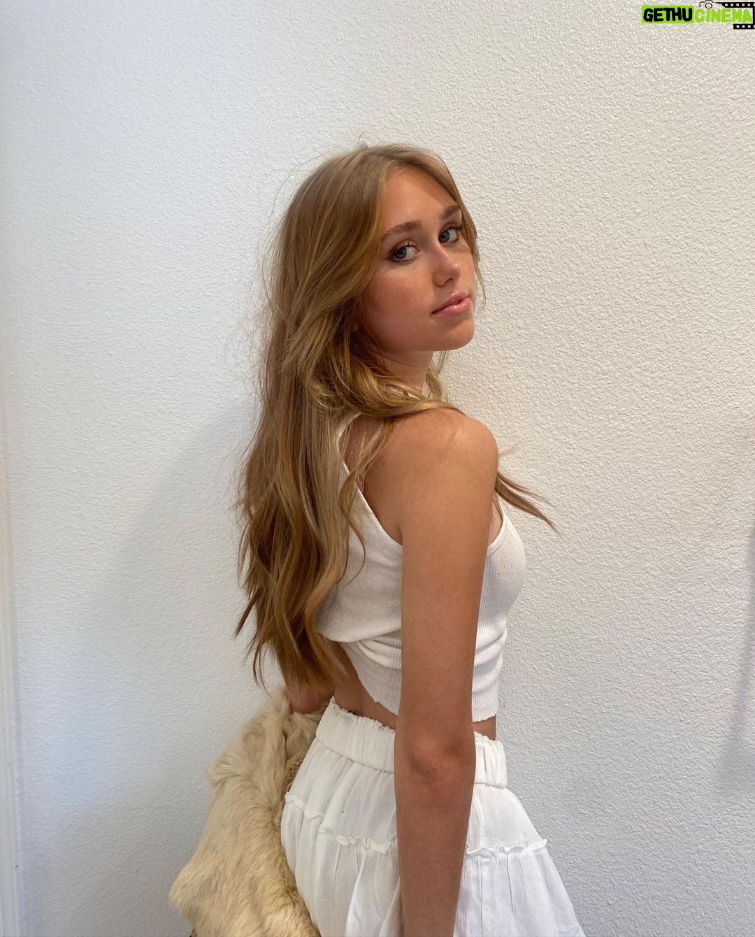 Emily Skinner Instagram - Me currently 🐆🐆🐆