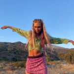 Emily Skinner Instagram - Hey good news! I’m starting a @depop and I’m going to be selling these four groovy tops + a lot more ! Buying second hand rather than new reduces water and energy consumption and doesn’t add to our overflowing landfills. It’s also so much more creative and fun ! Head to the link in my bio to shop my Depop and find me at @emilyskinner on the app! #depoppartner #depop 💟💚🌷🧚