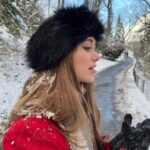 Emily Skinner Instagram - Post snowball fight🐰🐰🐰