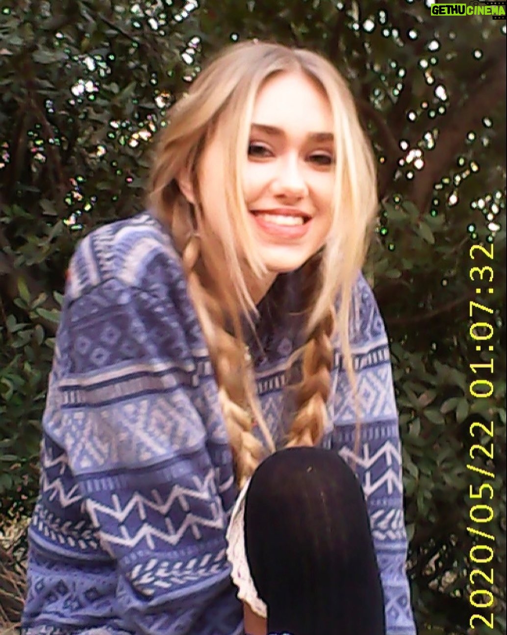 Emily Skinner Instagram - Taken on toddler camera