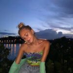 Emily Skinner Instagram - Stop trying to hex the moon>:( look how pretty she is leave her alone Chattanooga, Tennessee