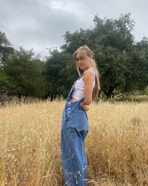 Emily Skinner Instagram - Fields forever