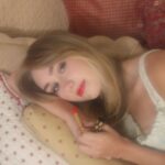 Emily Skinner Instagram – Love waking up on a morning I don’t have to rush. @guccibeauty ‘s new Rouge De Beauté Brillant Lipstick celebrates self care and taking time for yourself; two things that are important in finding what makes you happy❤️ @sephora #guccibeauty