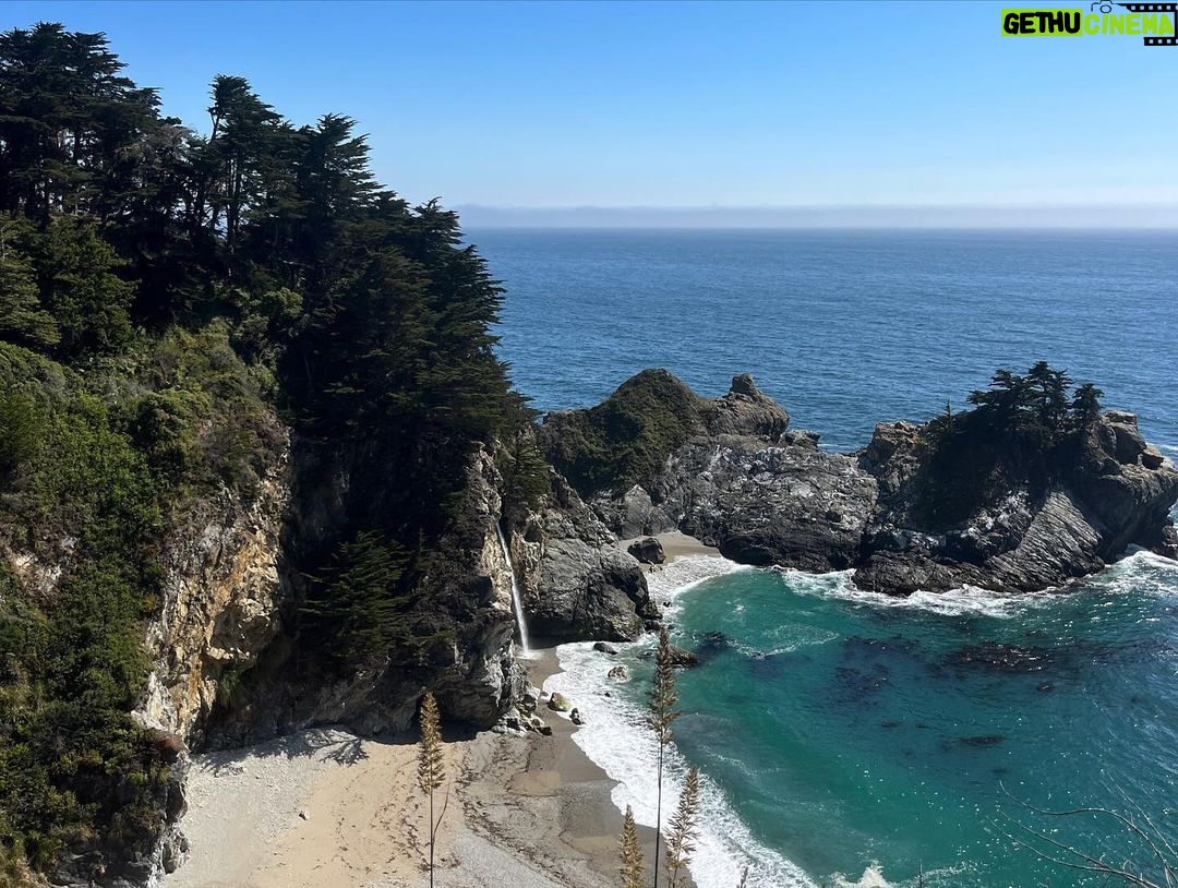 Emily Skinner Instagram - Road trip 🦥 Big Sur Coast