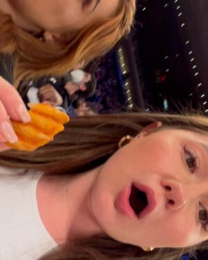 Emma Kenney Instagram - @nyknicks thanks for the best night ever