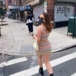 Emma Kenney Instagram - Once upon a time on the way for bagels NYC