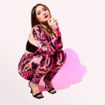 Emma Kenney Instagram - All colors of the rainbow @tilted.style