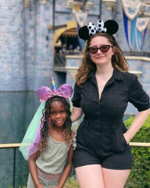 Emma Kenney Instagram - Thanks @disneyland ❤️