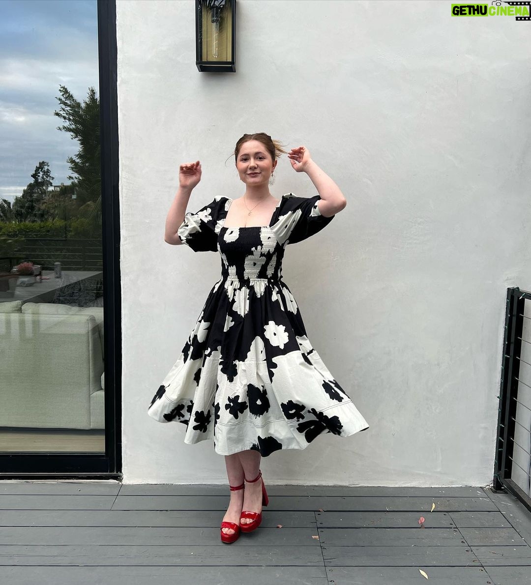 Emma Kenney Instagram - This dress was made for dancing