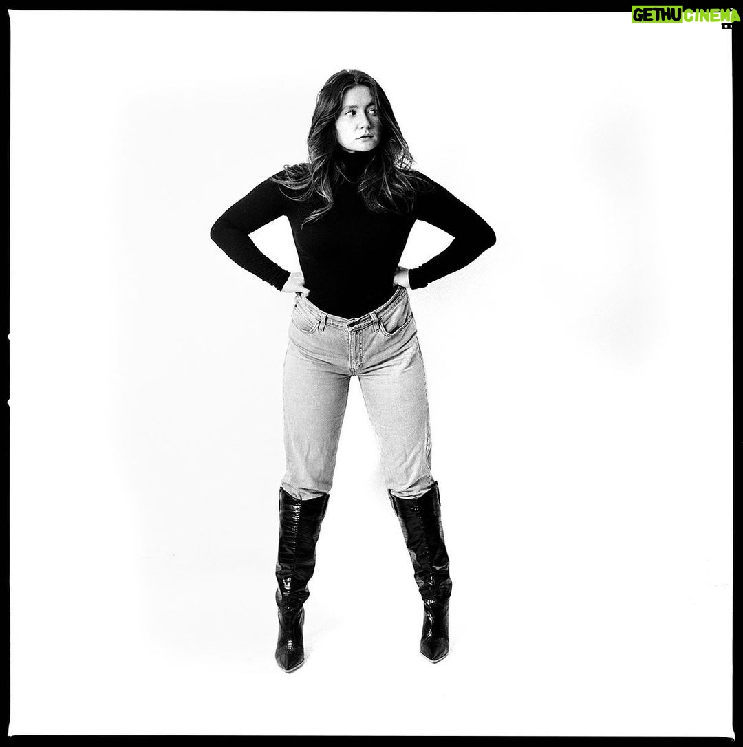 Emma Kenney Instagram - Me, in a turtle neck, on film by @jakecloobeck