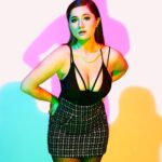 Emma Kenney Instagram - All colors of the rainbow @tilted.style