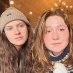 Emma Kenney Instagram - F is for friends who do stuff together 🤠