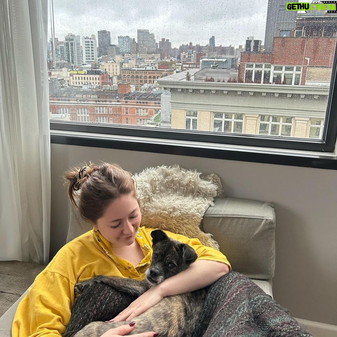 Emma Kenney Instagram - Do not disturb @11_howard SoHo Manhattan