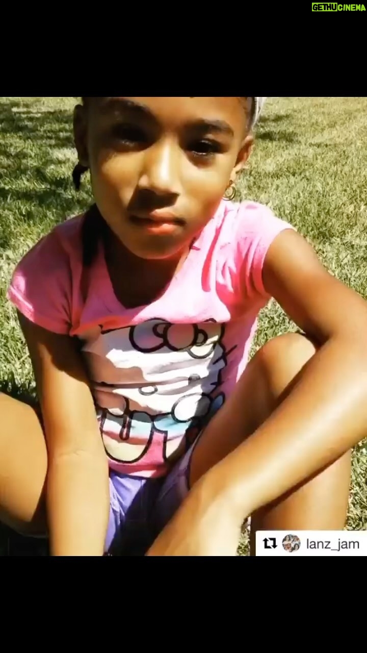 Erica Campbell Instagram - Thy word have I hid in my heart, that I might not sin against thee Psalms 119:11 ❤️🙏🏽 Repost from @teddyandtina • TALKIN RIGHT NIECE🙌🏾🙌🏾🙌🏾 #Repost @lanz_jam ・・・ Feed your heart God’s word! Don’t let the devil trick you! Thanx for the reminder Nally! #Nally #Anala #childofGod #kingdomkid #Godsword #healshearts #andminds #feedingtheWord #kids #kingdombuilder @lilmindsbigideas