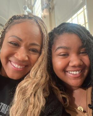 Erica Campbell Instagram - My whole heart❤️ @thekrissc had to see my babe! We are so blessed to see the cast of #adifferentworld