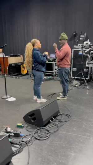 Erica Campbell Instagram - Babe, thank you so much❤️ I couldn’t do this without you and I wouldn’t try❤️ @warryncampbell
@onehallelujahtour