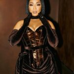 Erica Campbell Instagram - Grammys, we ain’t done yet!!! Part 2 Styled by @stylistjbolin Assistant stylist: @mr.racy Dress: @kendrell.white_official Hair: @allthatjazzglam MUA: @akilah82 Fashion PR: @stephanijstyle Grammys: @recordingacademy 📸: @cyndiibee_