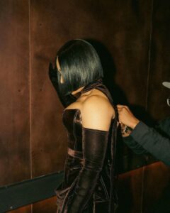 Erica Campbell Instagram - Grammys, we ain’t done yet!!! Part 2 Styled by @stylistjbolin Assistant stylist: @mr.racy Dress: @kendrell.white_official Hair: @allthatjazzglam MUA: @akilah82 Fashion PR: @stephanijstyle Grammys: @recordingacademy 📸: @cyndiibee_