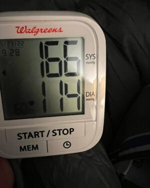 Erica Campbell Instagram - SWIPE👉🏾 How you look in your clothes and pretty pictures don’t always indicate good health. I’ve been battling HBP for a while now. Having Crazy headaches even tho,  I've been Losing weight and trying my best to eat right and work out, but life and schedule don’t always cooperate. Your body can only respond to how you love it, treat it, and take care of it. And even though I thought I’m losing weight would change this, it did not, but I’m encouraged because the numbers have decreased. I have way too much to do to be sick. My doctor @cometoyoumed hates it when I say that! But It's true! 
I’m a work in progress! But I always know that ignoring blood pressure can lead to a stroke. I want to live; I have to live, I must live, and I will!! Yes, I’m praying and declaring that I’m healed, but the battle is the battle and cannot be ignored. So be encouraged,  take your meds, Pray, and take care of your heart and mind! Go to therapy, eliminate foolishness, and mind your own business!! y’all stay healthy! I love you, and I mean it! #sharingmyjourney #highbloodpressure  #onebodyonelife  #healthiswealth