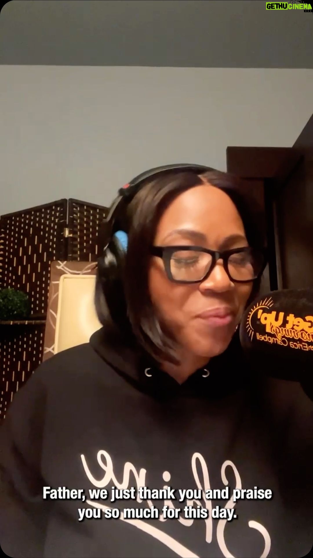 Erica Campbell Instagram - Help us to always remember what you’ve promised, what you’ve said, that you never leave us nor forsake us, that you would take care of us, that you bless our family and our children’s children. Lord, we listen to you. We rest in you. #EricaCampbell #EricasPrayer #GetUpErica
