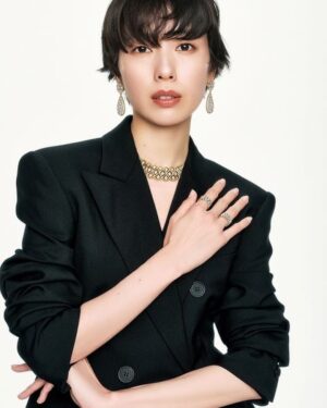 Erika Toda Instagram - @ellejapan