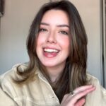 Esther Marcos Instagram - Vocês piscaram e já é nessa sexta feira dia 24 que começa nossa conferência de jovens CONECTADOS, e nossa convidada Esther Marcos tem um convite especial para vocês!!! Não fique de fora dessa, vamos juntos buscar estar conectados na videira verdadeira! “Permaneçam em mim, e eu permanecerei em vocês. Nenhum ramo pode dar fruto por si mesmo, se não permanecer na videira. Vocês também não podem dar fruto, se não permanecerem em mim. “ João 15:4