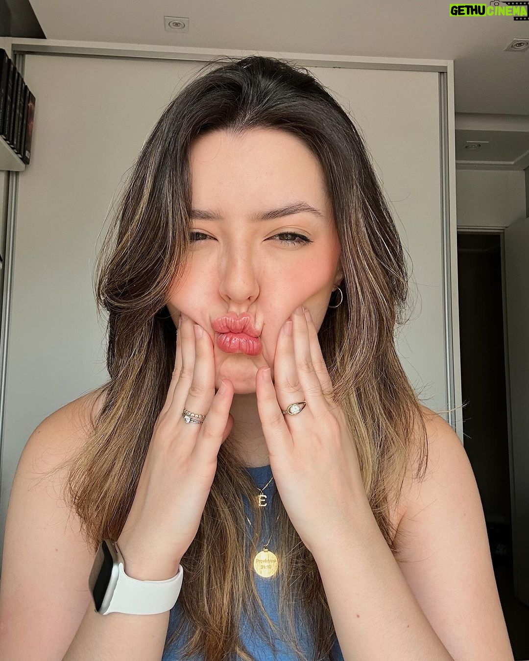 Esther Marcos Instagram - fotos perdidas na galeria 🫰🏻