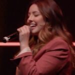 Esther Marcos Instagram - SAIUUUU🎉 “MEDLEY MARANATA 2/2” já está disponível em todas as plataformas! Corre 🏃‍♀️🏃‍♂️