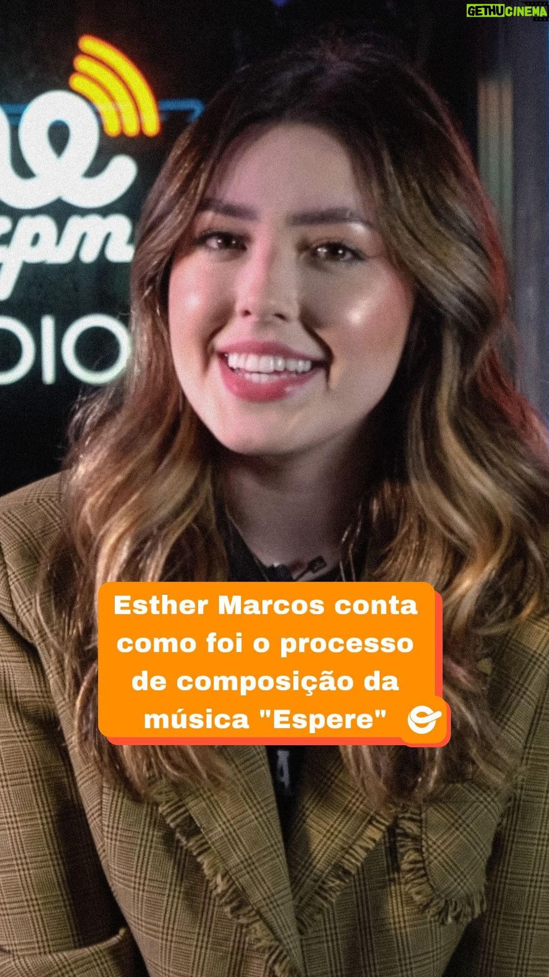 Esther Marcos Instagram - A @esthermarcos contou pra gente mais detalhes da música “Espere”. 😉 👉 Assista ao vídeo e saiba como ela recebeu esse chamado grandioso e o transformou em um louvor especial. ✨ #ONErpmGospel #FamiliaONErpm #AmplifiqueOSeuLegado #EstherMarcos