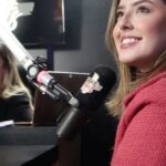 Esther Marcos Instagram – Que tarde abençoada com a galera da @adoremaisfm e @showgospel ❤️🔥
Já ouviu a nossa conversa abençoada sobre vários assuntos por lá?? Corre lindeza!!